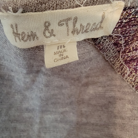 Hem and thread tank top - Picture 3 of 4